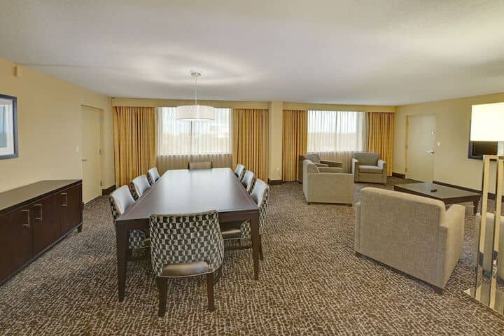 Room 23 of 67