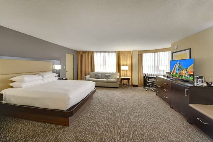 Room 13 of 67