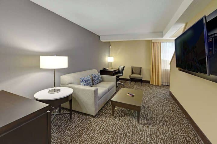 Room 29 of 67
