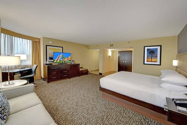 Room 10 of 67